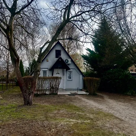 Lodka Vendeghaz Feriehus Szigetcsep